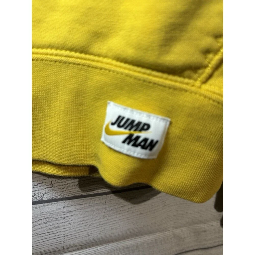 Nike Air Jordan Jumpman Pullover Crew Sweatshirt Men Size XS MUSTARD COLOR